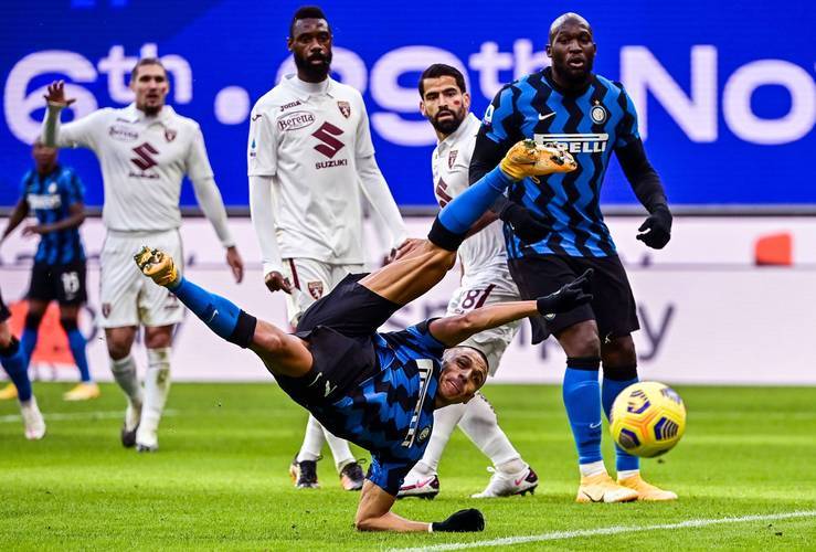 包含转会期广东宏远调整名单以备意大利杯，战术微调环节打磨，信心回归，临场指挥获称赞的词条