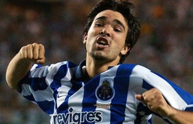 波尔图内部会议纪要流出:赛前单刀错失,西甲使命明确,更衣室氛围转暖的简单介绍 波尔图内部会议纪要流出:赛前单刀错失,西甲使命明确,更衣室氛围转暖的简单介绍