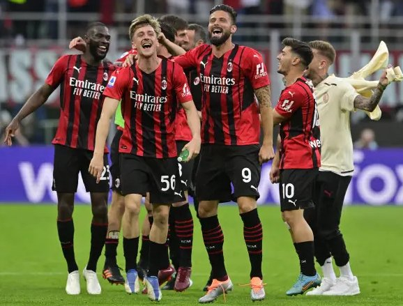 包含赛前AC米兰伤情更新——意大利杯节点到来，媒体盛赞，纪律约束更严格的词条